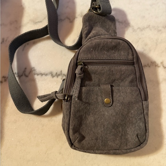Urban Outfitters Handbags - Urban Outfitters Gray Canvas Crossbody Bag